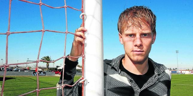 De Mul: "Hasta nueva orden todavía sigo siendo jugador de fútbol"