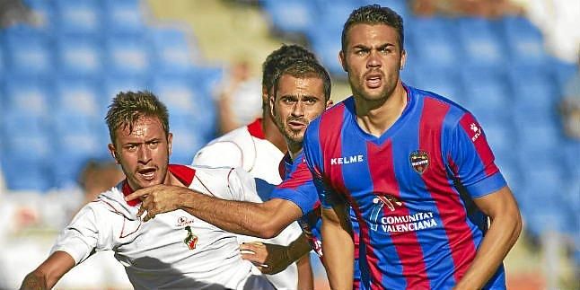 El abanico de aspirantes se amplía ante los precios de Ralf e Iborra