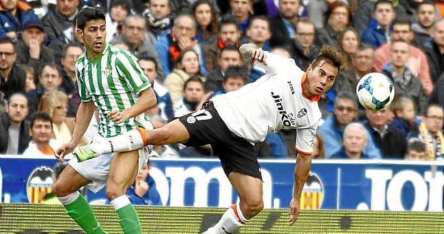 Juanfran: "La temporada es lamentable, no merecemos esta camiseta"