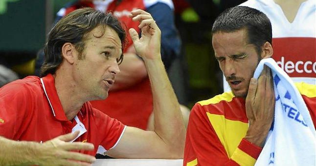 Carlos Moyá: "Aún nos quedan unos años en que podemos aspirar a ganar la Davis con garantías"