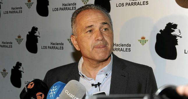 Gordillo: "Pido perdón a los béticos que se hayan sentido ofendidos"