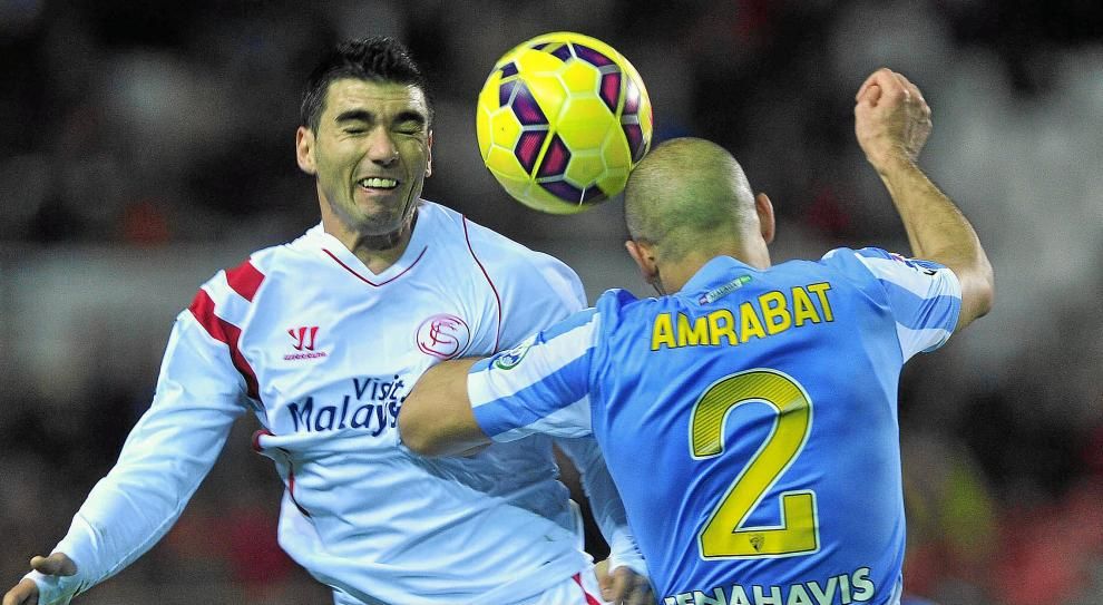 Denuncian a Reyes por presunta conducción temeraria