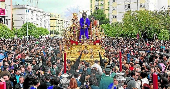 Un 'derbi' sevillano en plena carrera oficial
