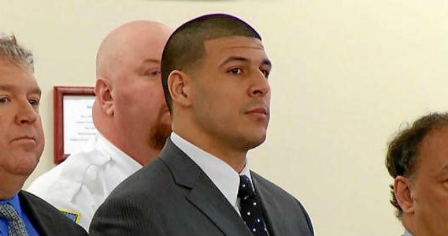El exjugador de los Patriots Aaron Hernández, declarado culpable de asesinato