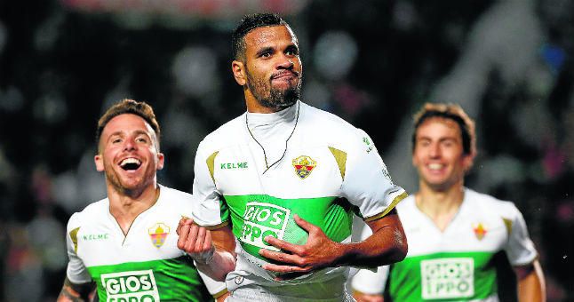 Duros rivales por Jonathas