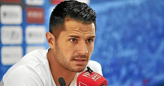 Vitolo: "En todos los campos a los que vamos escuchamos insultos"