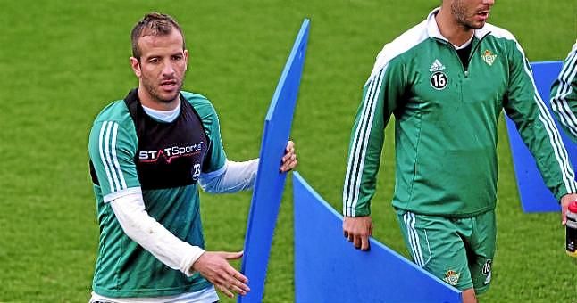 El Palmeiras no se olvida de Van der Vaart