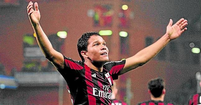 El Milan quiere vender a Bacca
