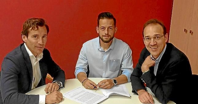 Antonio Romero renueva con el Sevilla hasta 2018