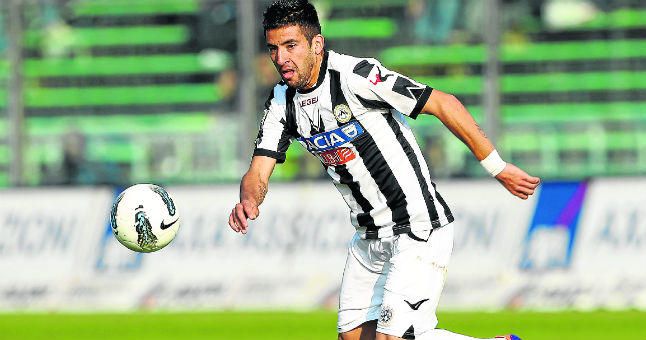 Reaparecen en la órbita Mauricio Isla y Aránguiz