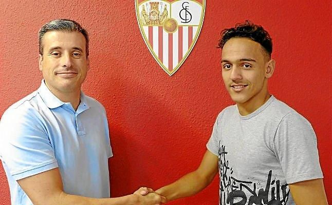 El Sevilla hace oficial el fichaje de Boutobba