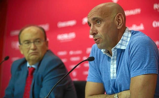 Monchi analiza el mercado: Caio, Jesús Navas, los descartes...