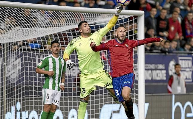 Adán, en el club de los intocables