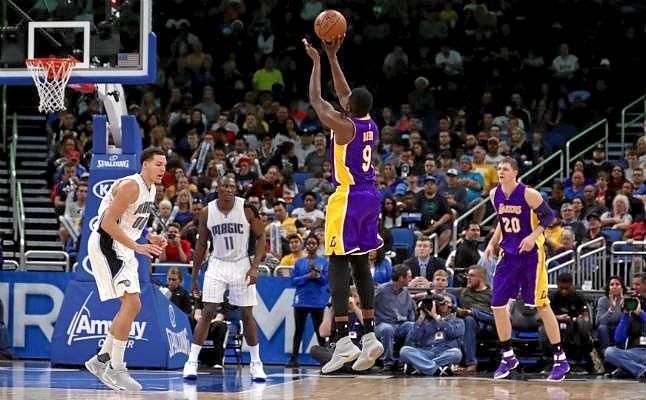 Otra brillante actuación del ala-pívot Serge Ibaka