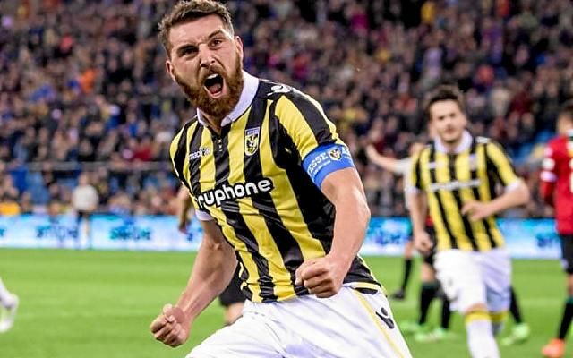 Su agente lo confirma: "Betis y Granada quieren a Kashia"