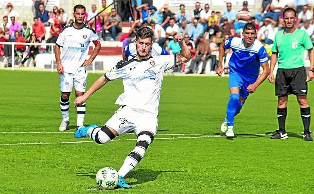 David Toro, espiado por la Segunda B