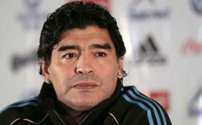 Maradona desvela que comenzó a consumir droga con 24 años en Barcelona