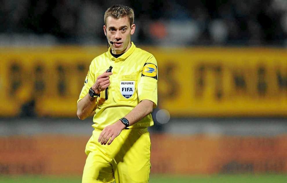 El francés Clément Turpin pitará el Sevilla-Leicester