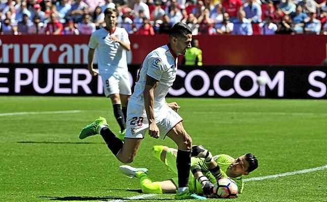 La presunta lesión de Cuéllar genera polémica