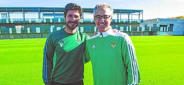 El banquillo del Betis, un debate aún abierto
