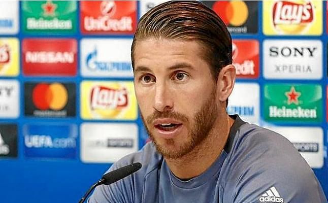 Ramos no critica los silbidos a Piqué de la Caja Mágica