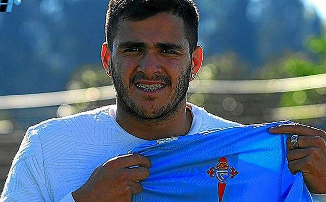 El uruguayo Maxi Gómez, primer fichaje del Celta 2017-18
