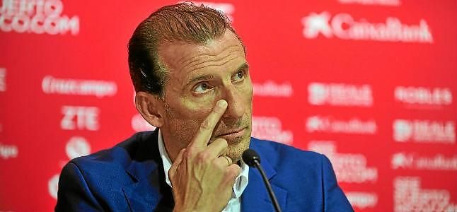El plan de Óscar Arias para el Sevilla de Berizzo