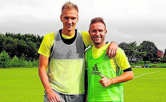 Teodorczyk, el '9' puro que falta al Sevilla