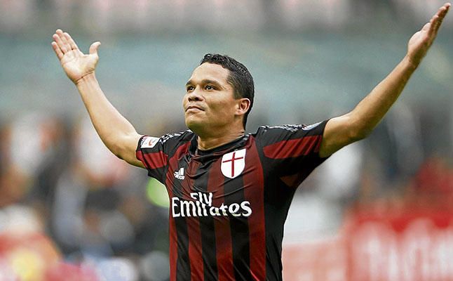 Bacca puede volver a LaLiga, pero no al Sevilla
