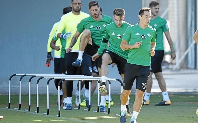 La nota de Serra al centro del campo del Betis
