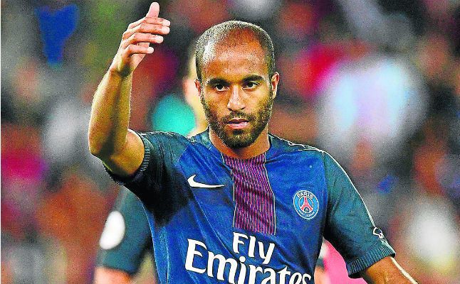 Lucas Moura optimista, pese a la "dificultad"