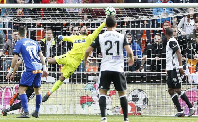 El Sevilla se fija en el portero que más para de LaLiga