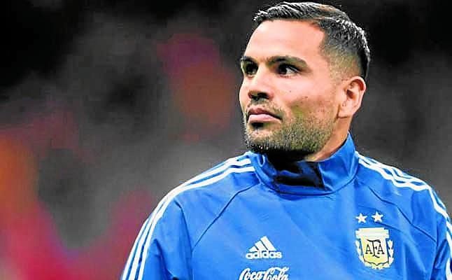 Mercado, a la espera de una llamada del Sevilla