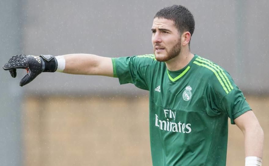 El Betis mantiene viva la vía de Abad