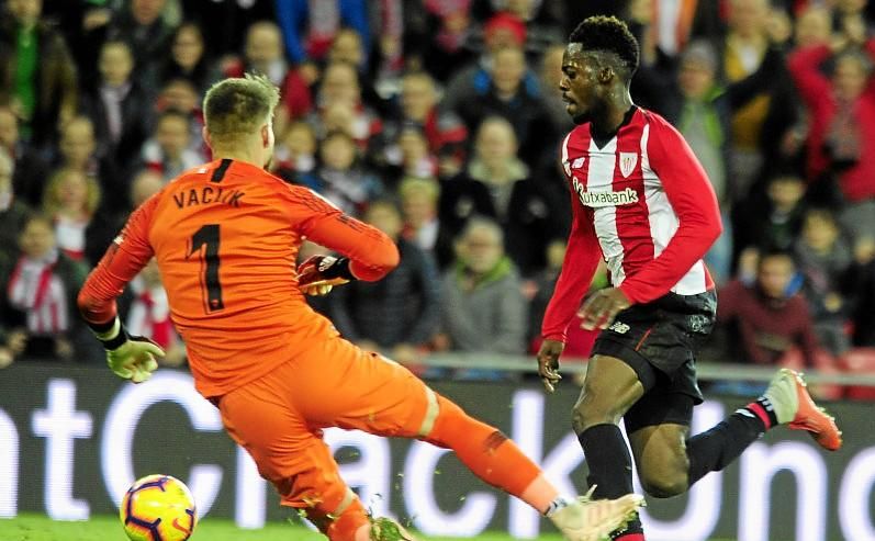 Athletic 2-0 Sevilla F. C.: Superado en su carrera por la zona noble