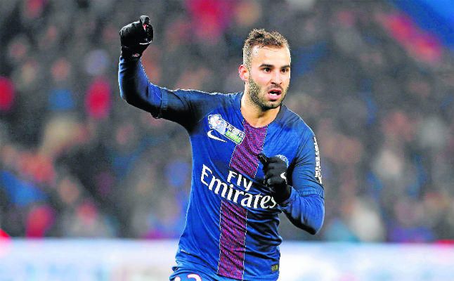 Jesé llega hoy a Sevilla para firmar por el Betis