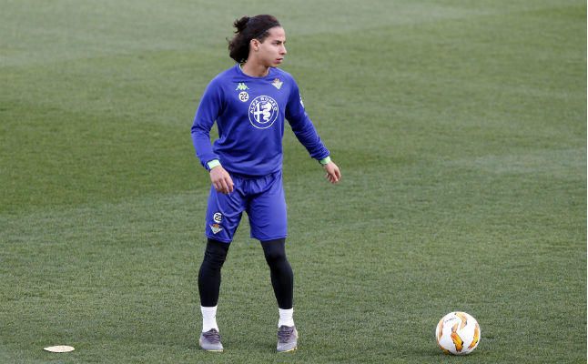 Lainez habla sobre sus minutos, Setién, su primer gol, el derbi, el Mundial en México...
