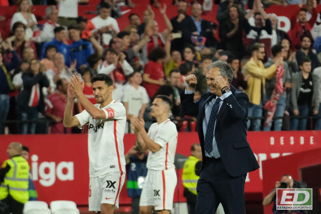 Caparrós, líder de su Liga