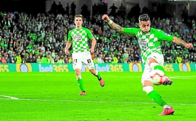 Sergio León y Loren piden más minutos