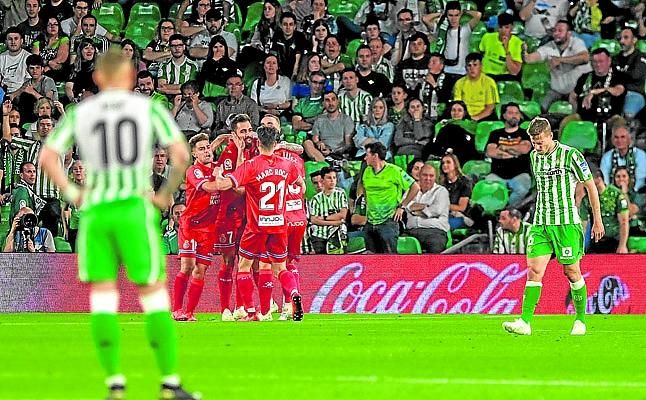 Betis 1-1 Espanyol: Teje su mortaja tras el primer estornudo