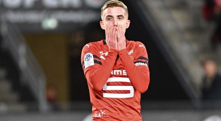 El Rennes asume la marcha de Bourigeaud y busca el mejor postor