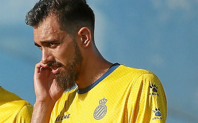 Los agentes de Borja Iglesias, en Sevilla para acelerar el fichaje