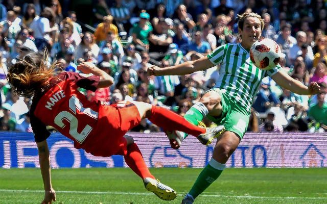 El derbi sigue en el aire