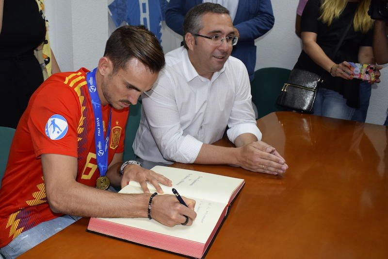 Los Palacios da sus premios