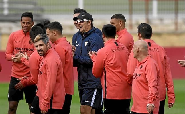 La lista de convocados del Sevilla para Chipre