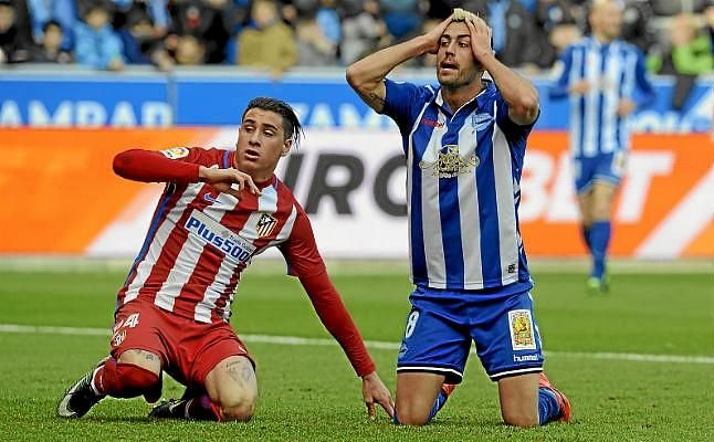 Betis y Alavés negocian las cesiones de Camarasa e Ismael