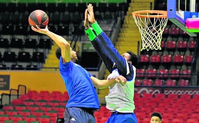 El Betis reta a la lógica en el Palau Blaugrana