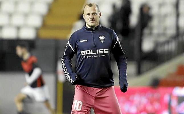 Zozulya: "Me llamaron fascista, nazi y racista. Lo siguiente será maricón, no me extrañaría"