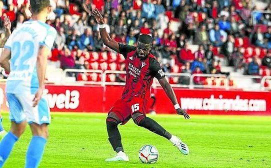 Un pivote que entra por los ojos del Betis