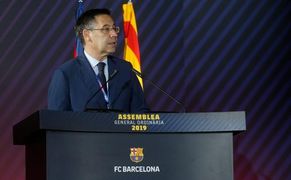 Bartomeu hace limpia en la Junta del Barça y esta le responde